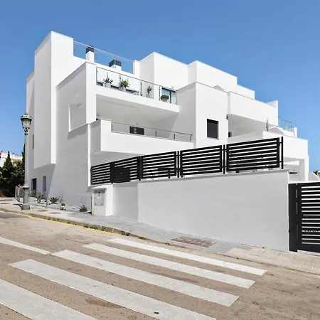 Apartman Con Piscina Y Garaje