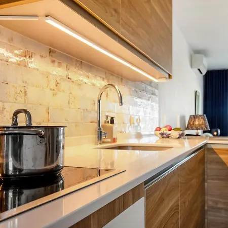 Terrace, Views, Pool And Garage In Apartment Nerja
