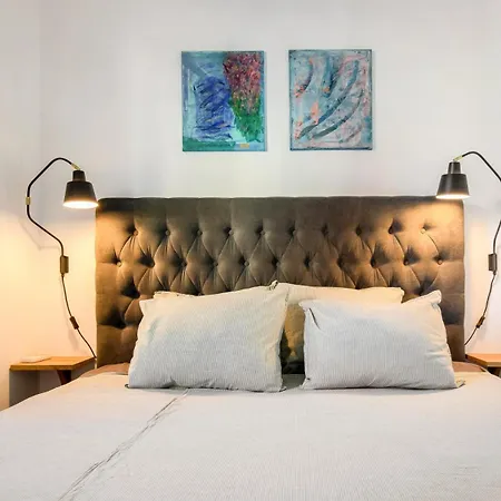 Con Piscina Y Garaje Appartement *