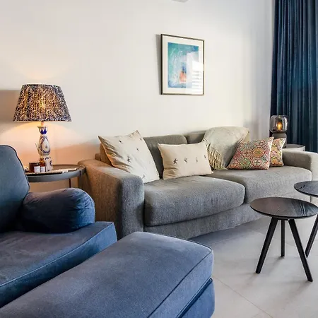 Nerja Apartamento con Piscina y Garaje *