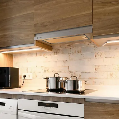 Con Piscina Y Garaje Nerja