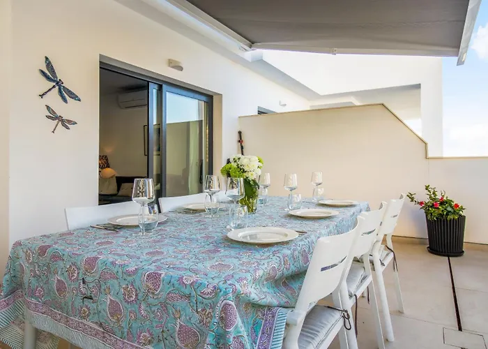 Apartamento Nerja Apartamento con Piscina y Garaje