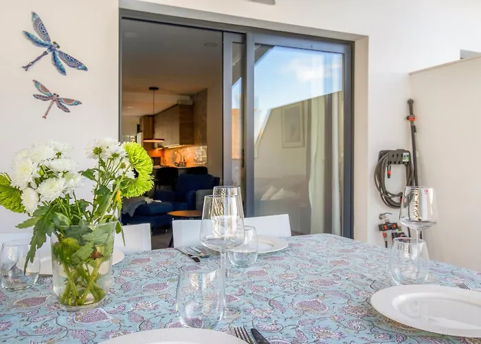 Apartamento Nerja Apartamento con Piscina y Garaje *