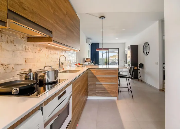 Nerja Apartamento con Piscina y Garaje Apartamento Nerja