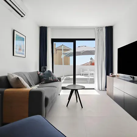 Terrace, Views, Pool And Garage In Διαμέρισμα